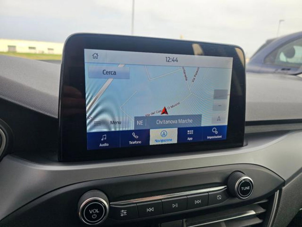 Ford Focus Station Wagon 1.5 EcoBlue 120 CV automatico SW Business (15)