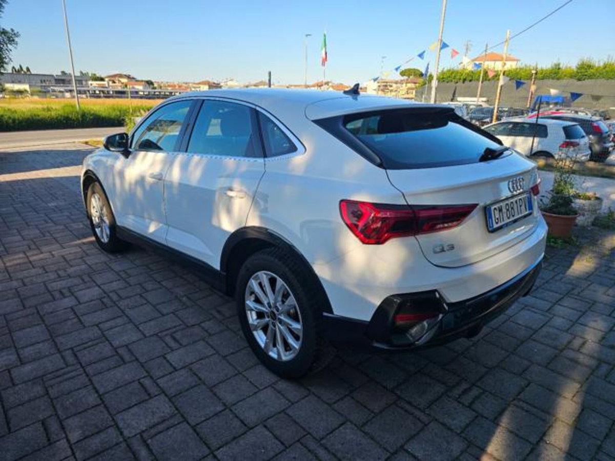 Audi Q3 Sportback 35 TDI Business Plus (3)