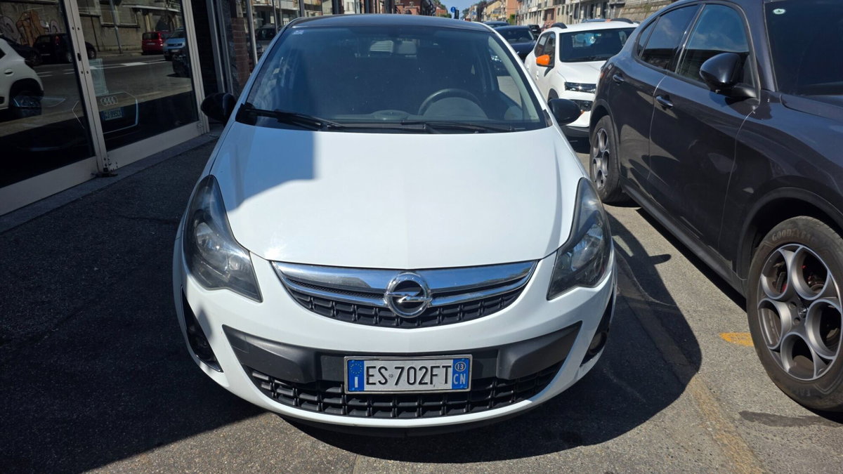 Opel Corsa 1.3 CDTI 95CV F.AP. 3 porte Edition (2)