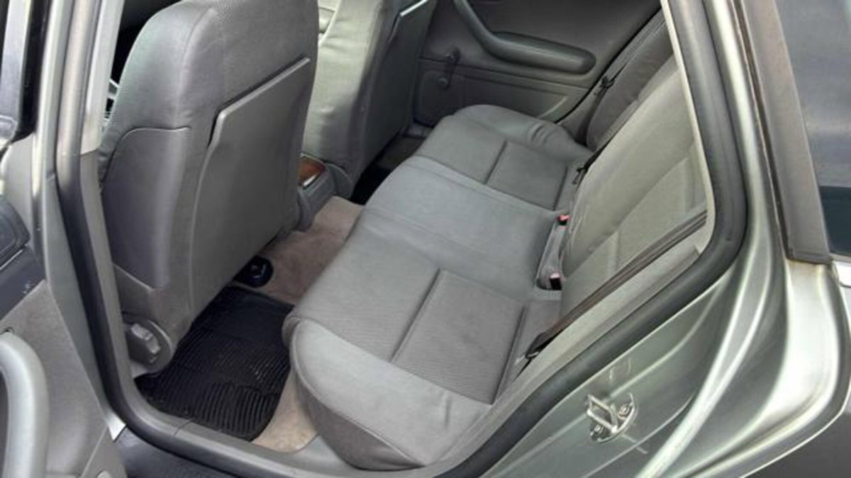 Audi A4 Avant 1.9 TDI/130 CV cat (5)