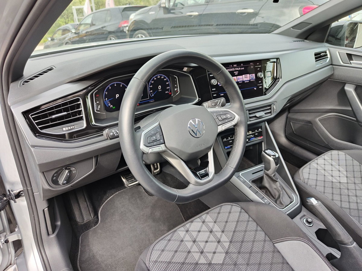 Volkswagen Taigo 1.5 tsi R-Line 150cv dsg (19)