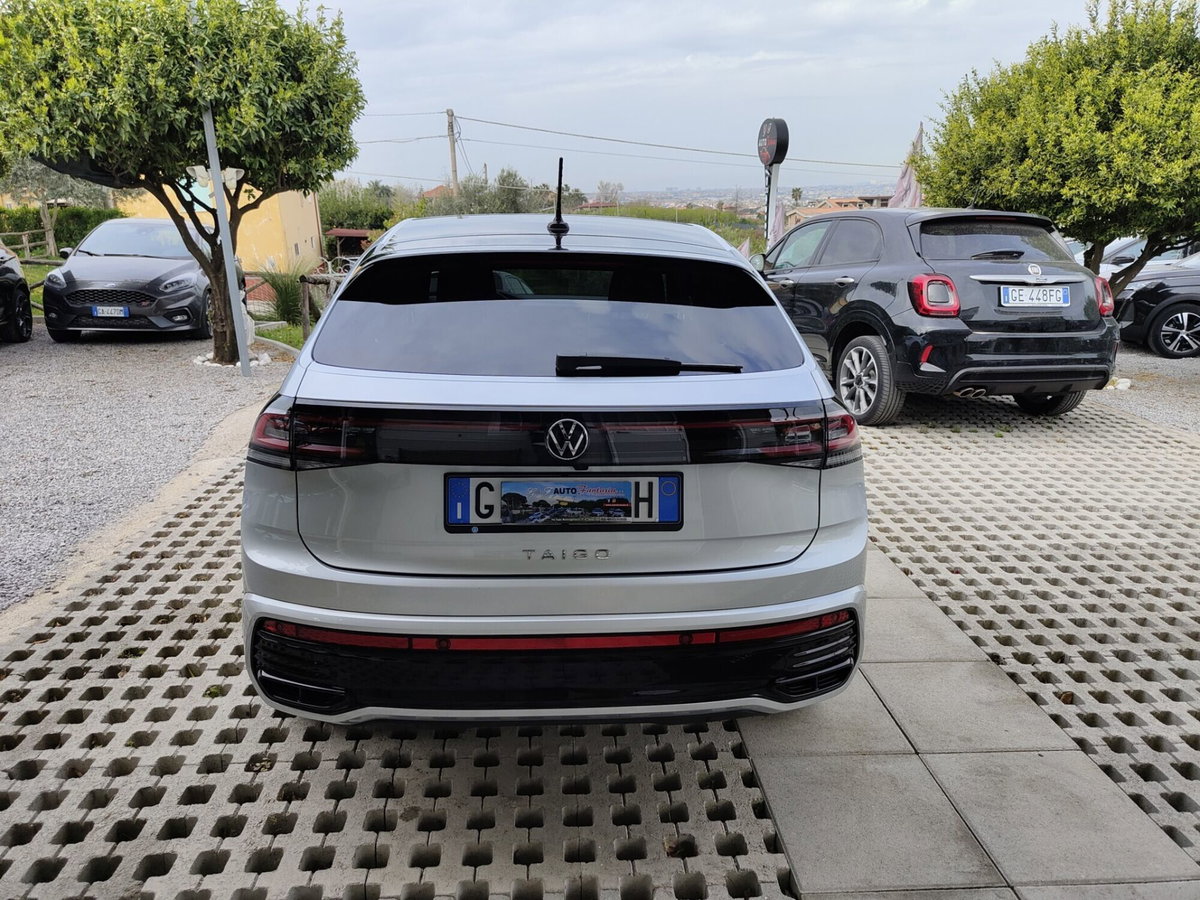 Volkswagen Taigo 1.5 tsi R-Line 150cv dsg (7)
