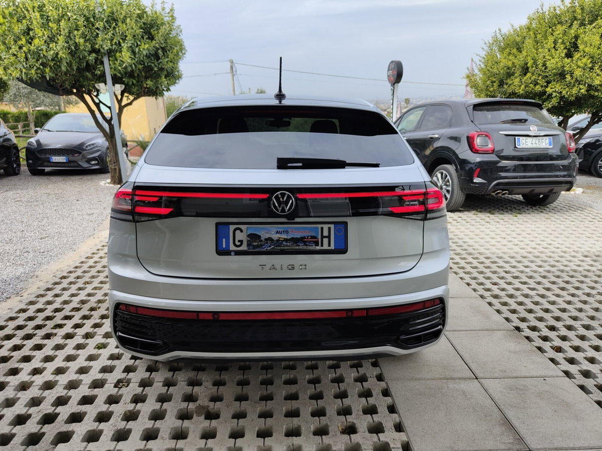 Volkswagen Taigo 1.5 tsi R-Line 150cv dsg (9)