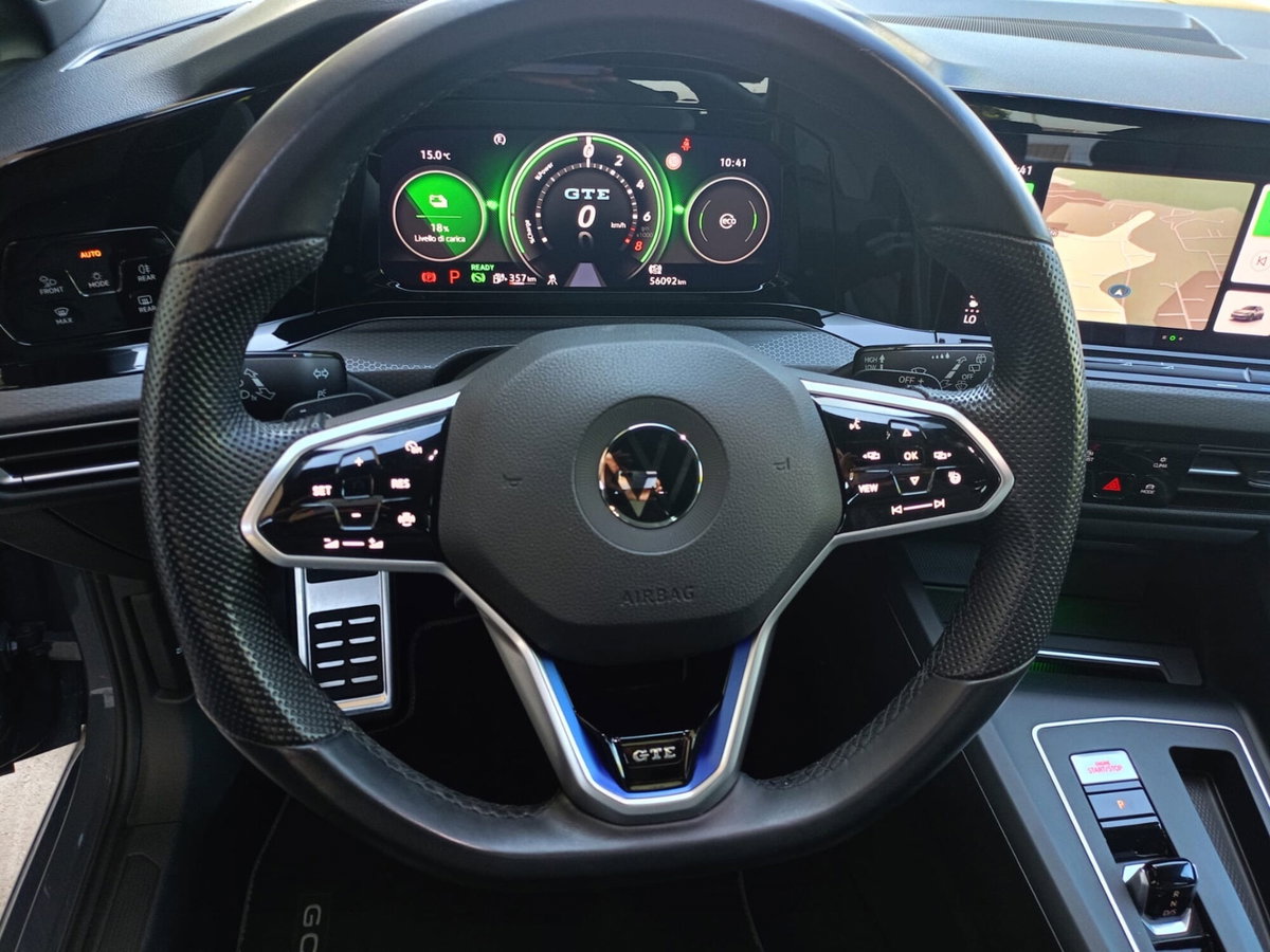Volkswagen Golf 1.4 GTE DSG Plug-In Hybrid (15)