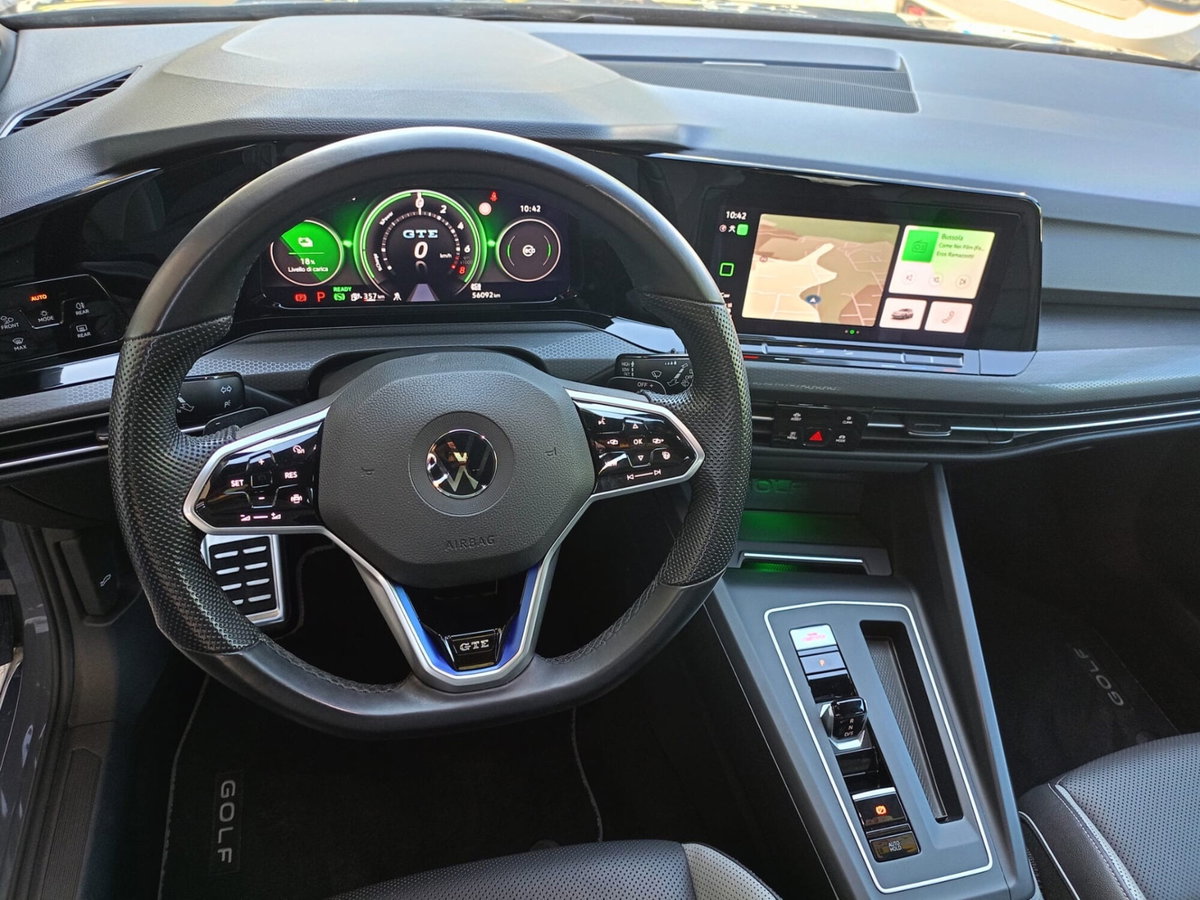 Volkswagen Golf 1.4 GTE DSG Plug-In Hybrid (16)