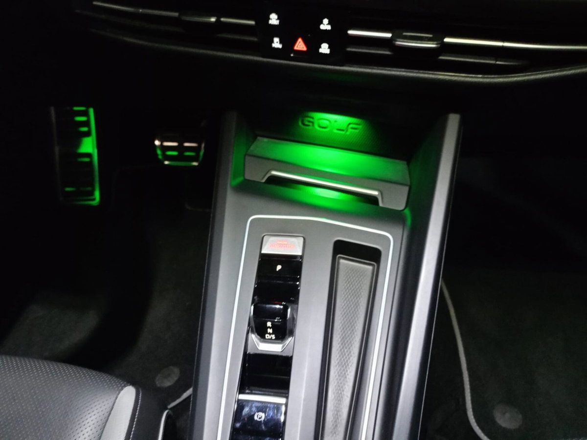 Volkswagen Golf 1.4 GTE DSG Plug-In Hybrid (18)