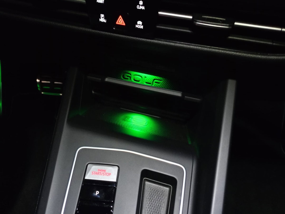 Volkswagen Golf 1.4 GTE DSG Plug-In Hybrid (19)