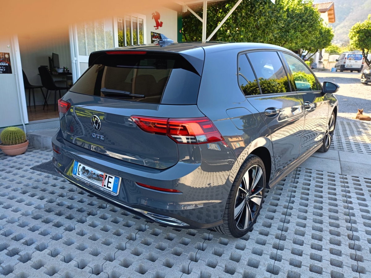 Volkswagen Golf 1.4 GTE DSG Plug-In Hybrid (4)