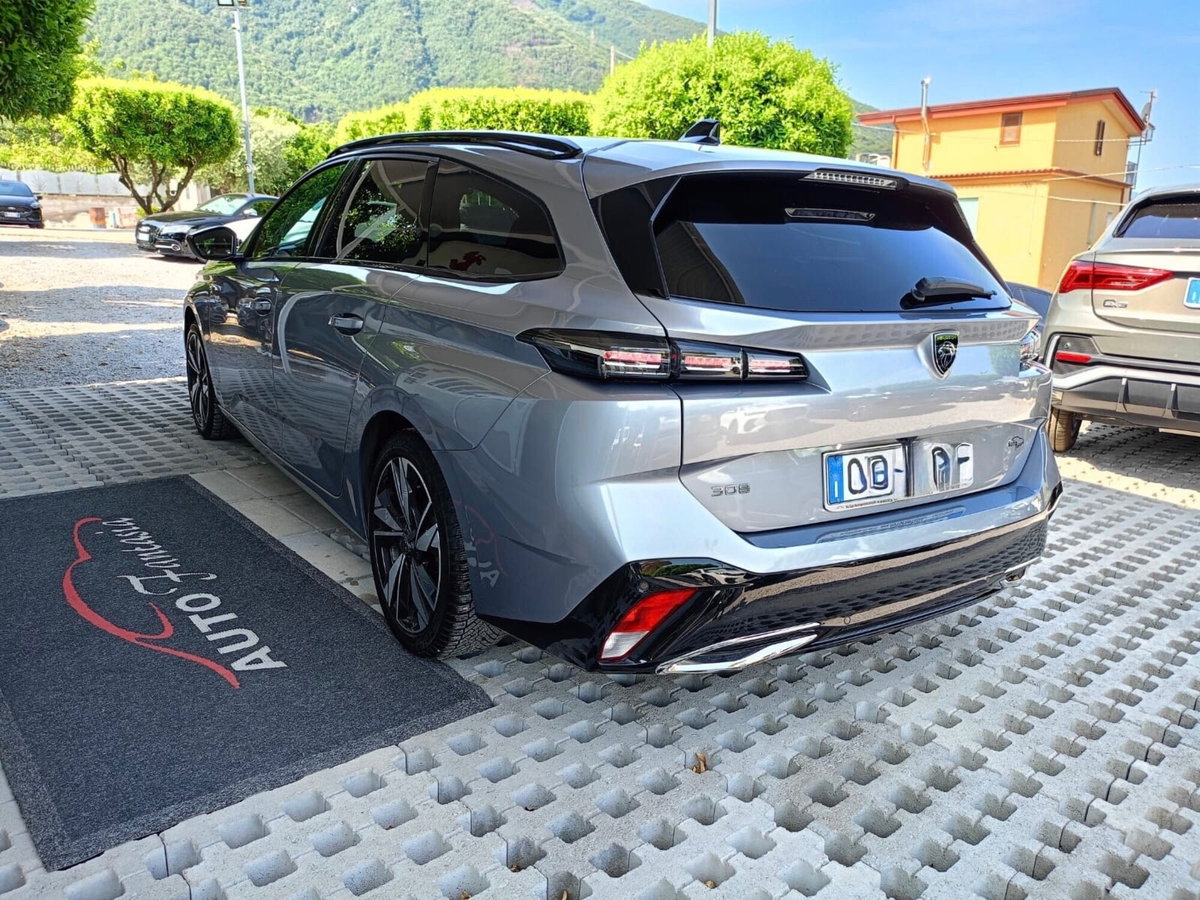 Peugeot 308 SW BlueHDi 130 S&S EAT8 Allure Pack (5)