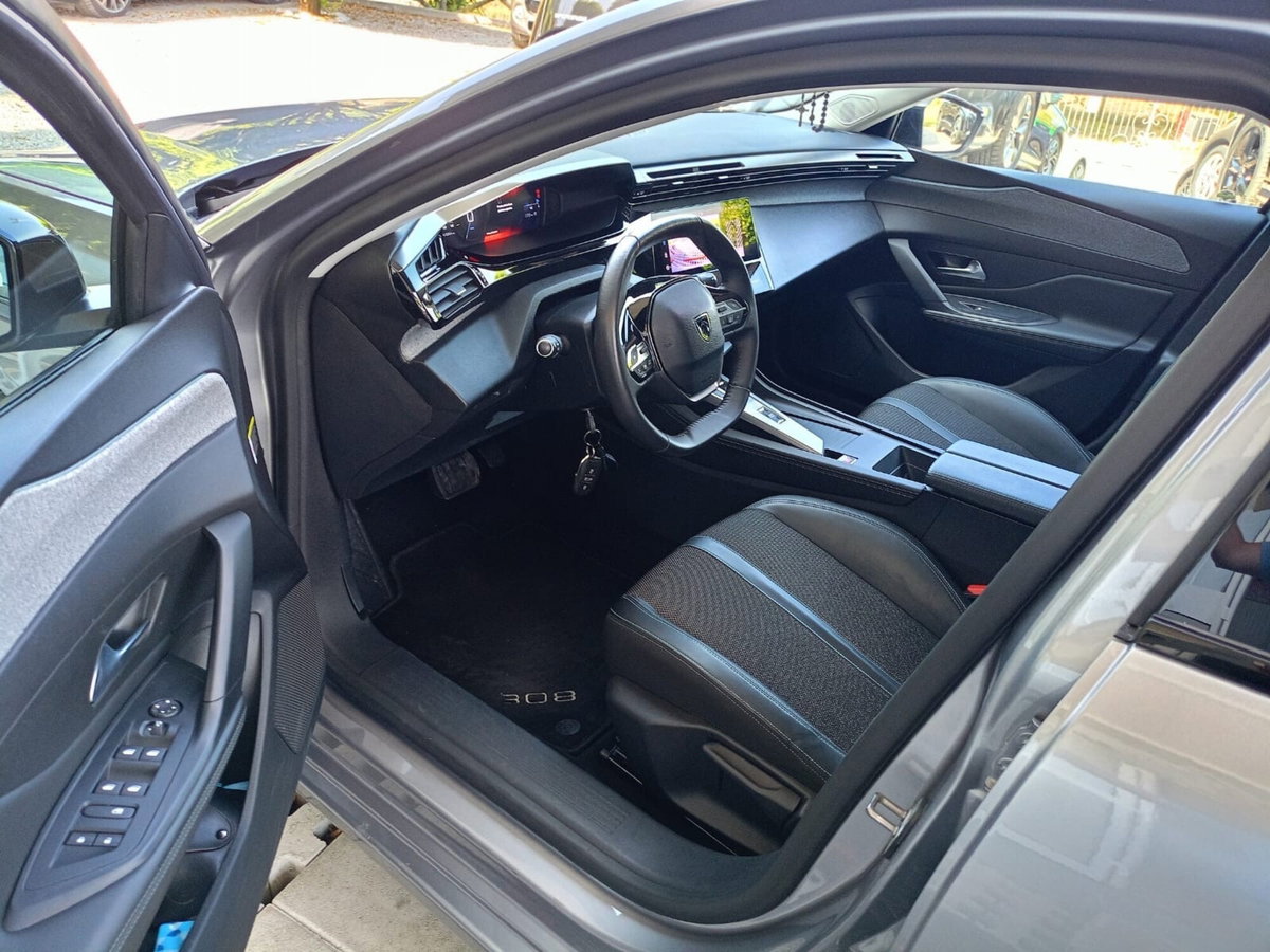 Peugeot 308 SW BlueHDi 130 S&S EAT8 Allure Pack (6)