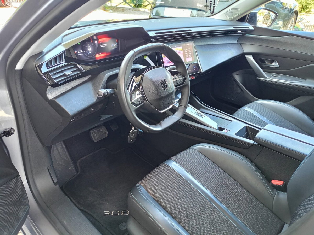 Peugeot 308 SW BlueHDi 130 S&S EAT8 Allure Pack (7)