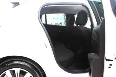 Peugeot 208 BlueHDi 100 Stop&Start 5 porte Active Pack (13)