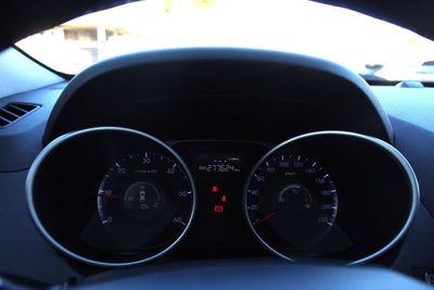 Hyundai ix35 1.7 CRDi 2WD Xpossible (18)