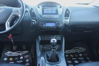 Hyundai ix35 1.7 CRDi 2WD Xpossible (19)