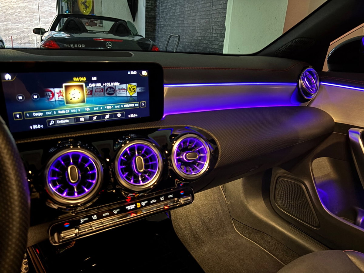 Mercedes-Benz CLA 180 d Automatic Premium (14)