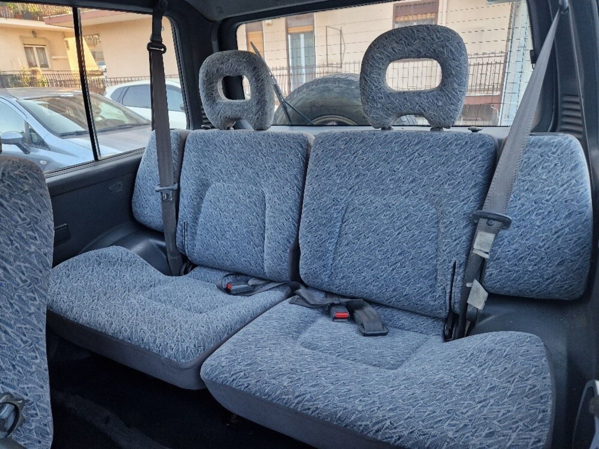 Mitsubishi Pajero 2.5 TDI Metal-top S.S. GLS Target (6)