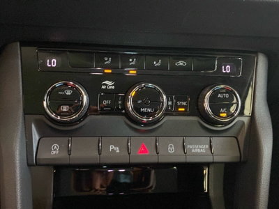 Skoda Karoq 2.0 TDI SCR 4x4 DSG Style (17)
