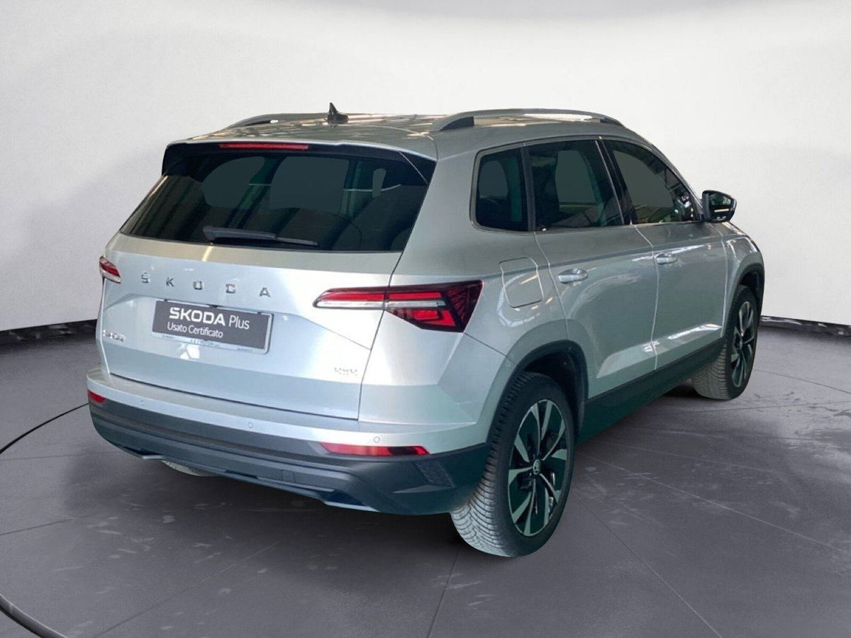 Skoda Karoq 2.0 TDI SCR 4x4 DSG Style (4)
