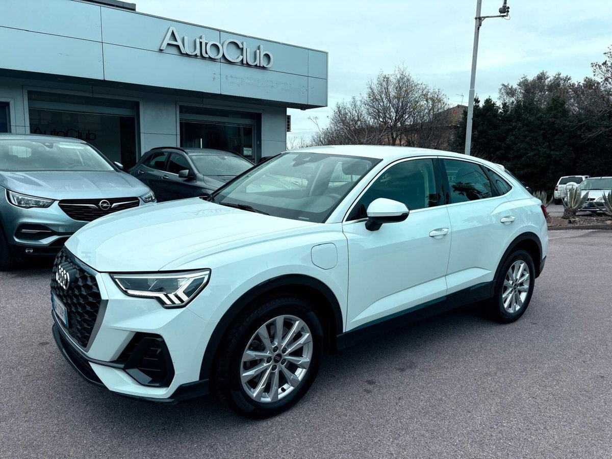 Audi Q3 Sportback 45 TFSI e S tronic Business Plus