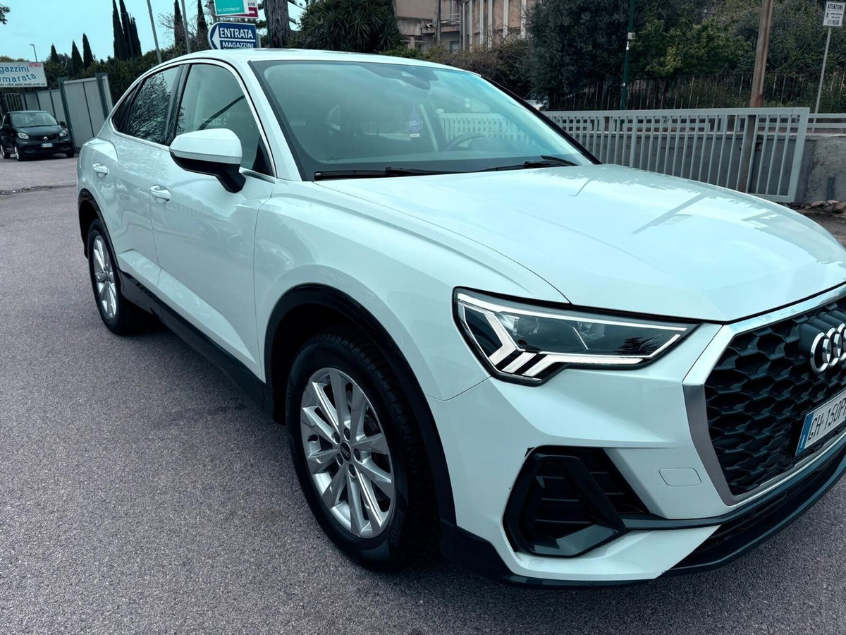 Audi Q3 Sportback 45 TFSI e S tronic Business Plus (3)