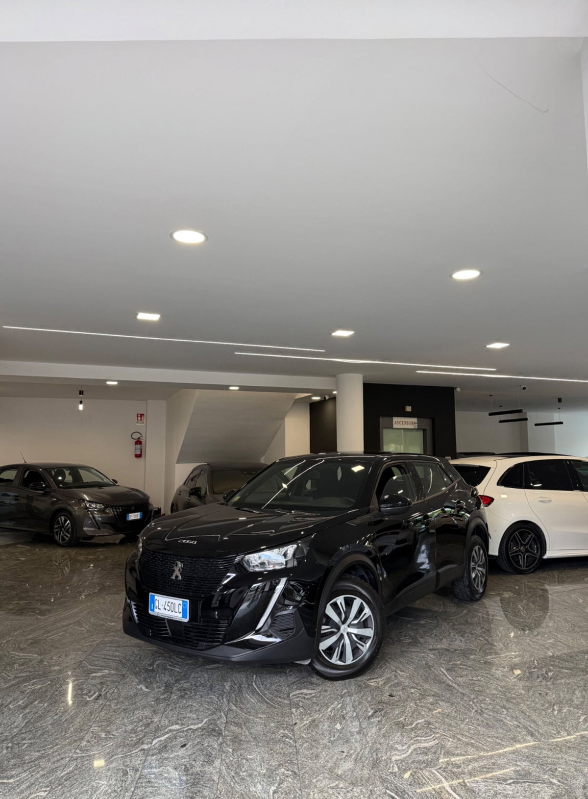 Peugeot 2008 1.2 turbo Allure 100cv