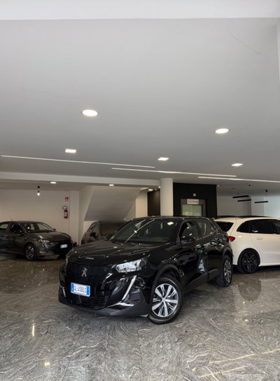 Peugeot 2008 1.2 turbo Allure 100cv usata