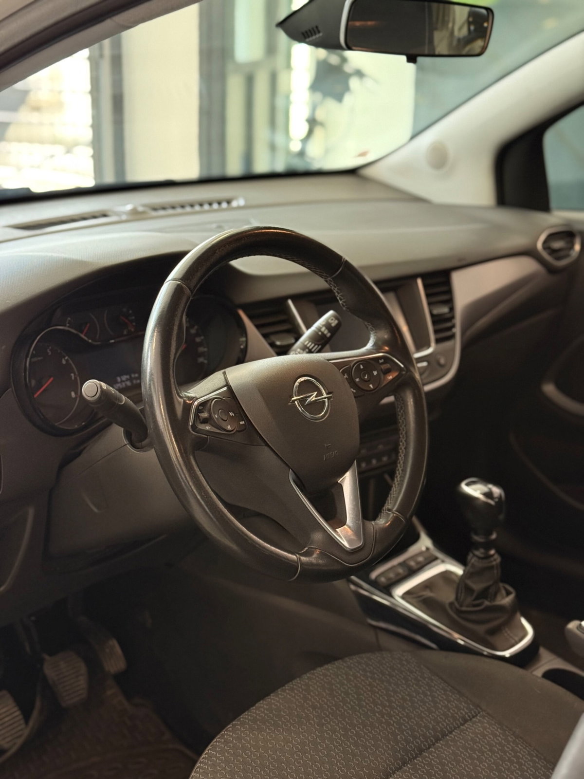 Opel Crossland 1.5 ECOTEC D 110 CV Start&Stop Edition (9)