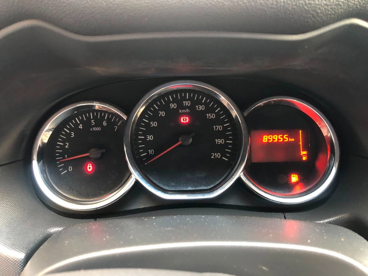Dacia Duster 1.5 dCi 110CV 4x2 Lauréate N1 (11)