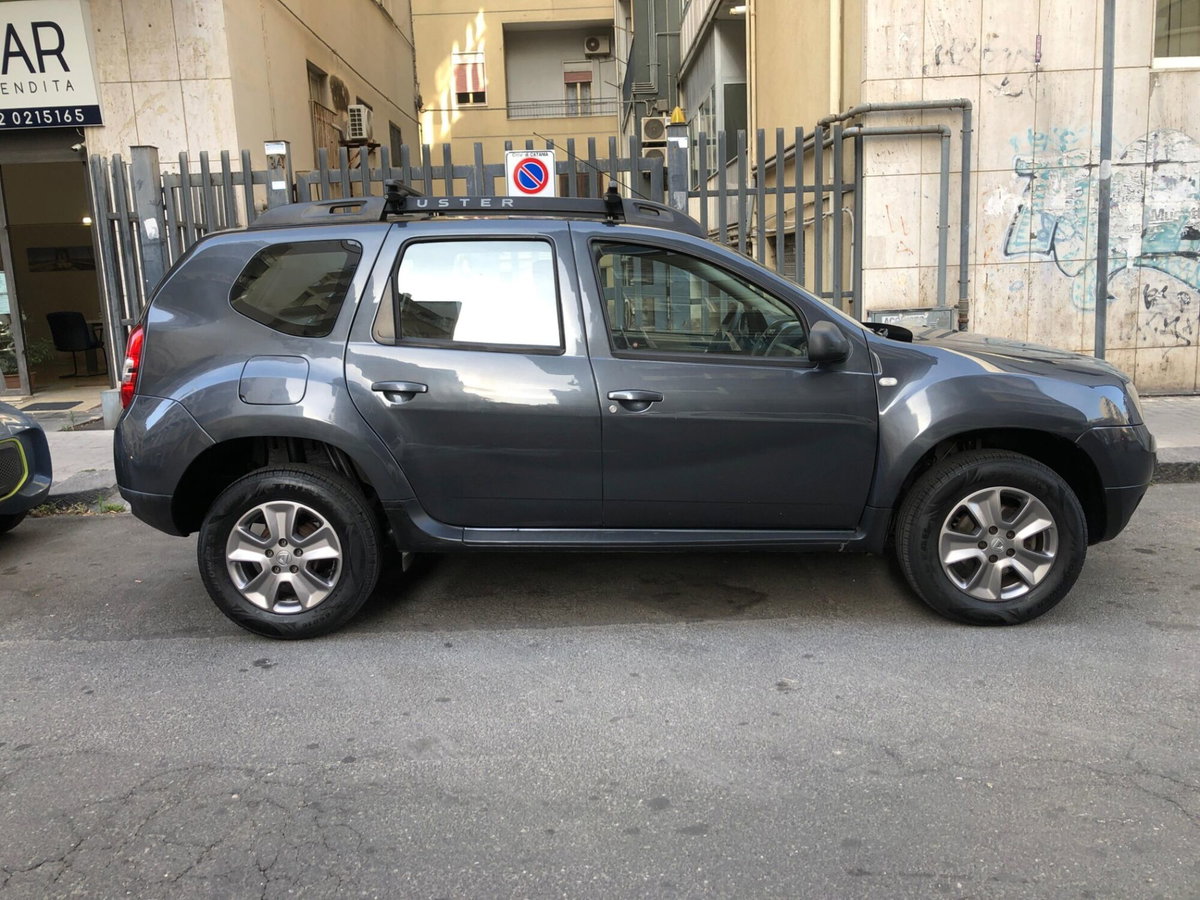 Dacia Duster 1.5 dCi 110CV 4x2 Lauréate N1 (4)