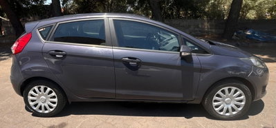 Ford Fiesta 1.5 TDCi 75CV 5 porte (2)