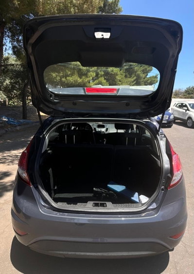 Ford Fiesta 1.5 TDCi 75CV 5 porte (4)