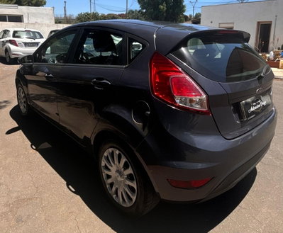 Ford Fiesta 1.5 TDCi 75CV 5 porte (5)