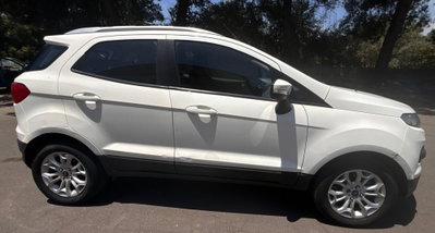 Ford EcoSport 1.5 TDCi 95 CV Titanium (2)