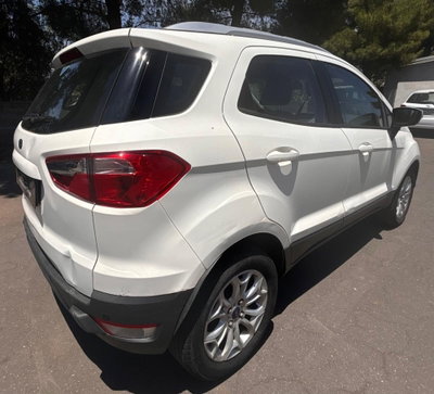 Ford EcoSport 1.5 TDCi 95 CV Titanium (3)
