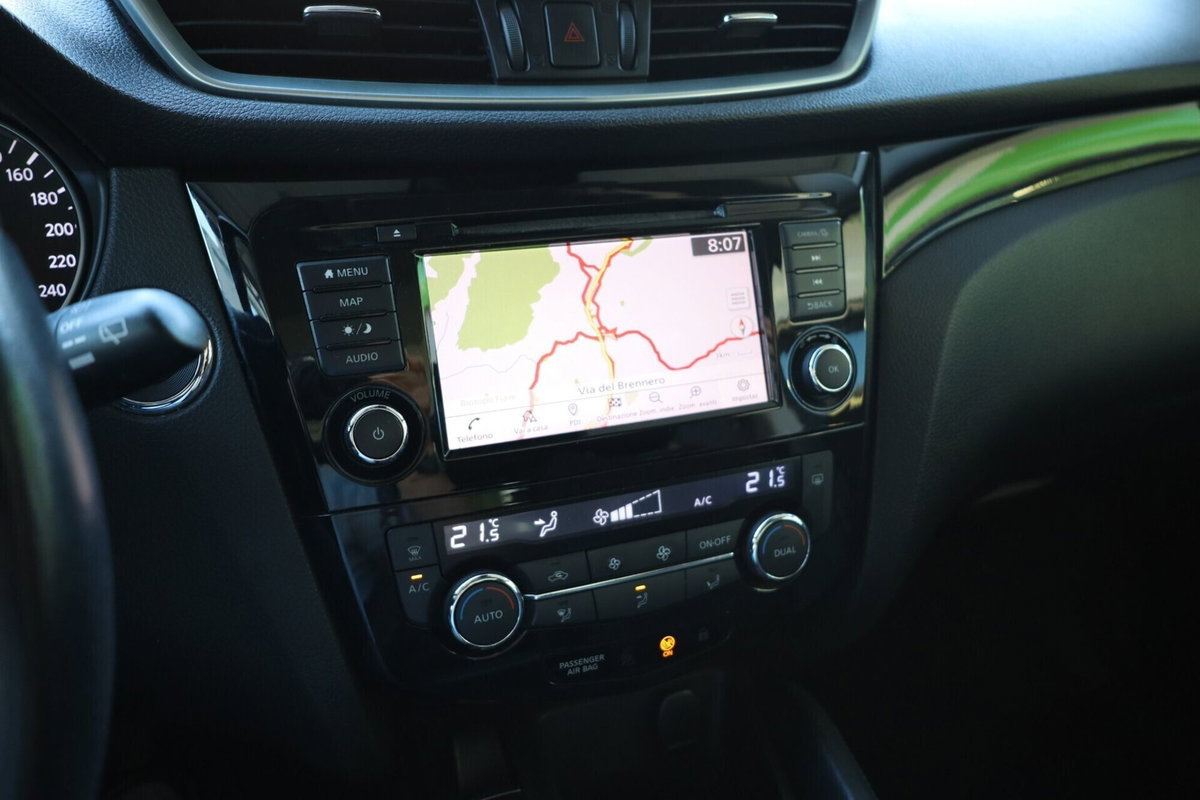 Nissan Qashqai 1.5 dCi 115 CV DCT N-Connecta (17)