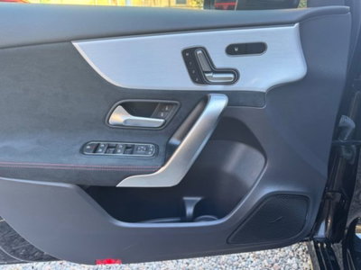 Mercedes-Benz Classe A 180 AMG Line Premium Plus auto (15)
