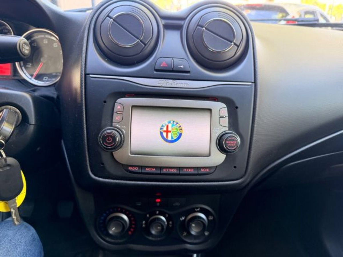 Alfa Romeo MiTo 1.4 70 CV 8V Impression (17)