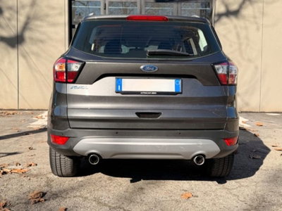 Ford Kuga 1.5 TDCI 120 CV S&S 2WD Plus (6)