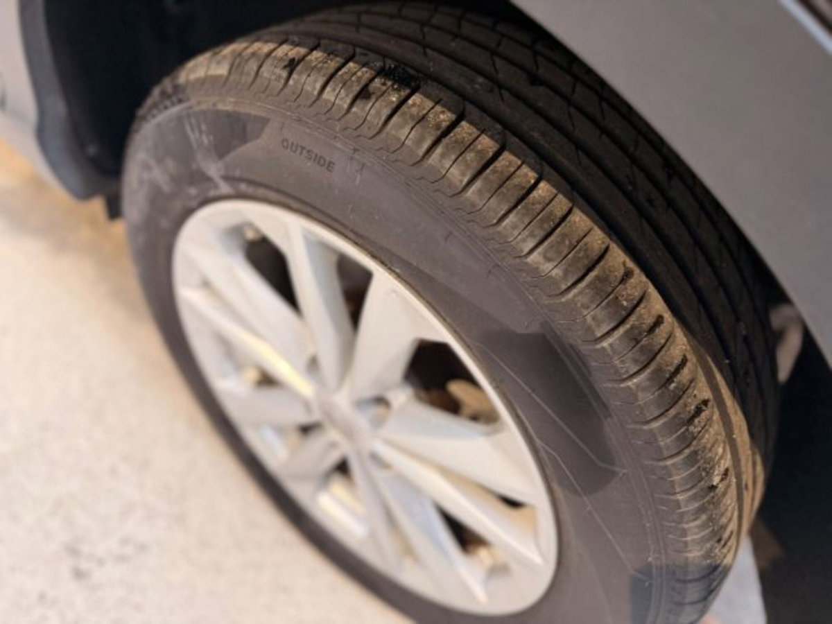 Nissan Qashqai 1.5 dCi Tekna (13)