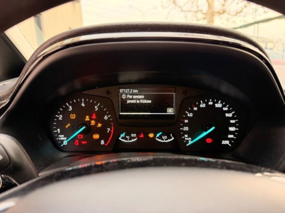 Ford Fiesta 1.1 5 porte Plus (16)