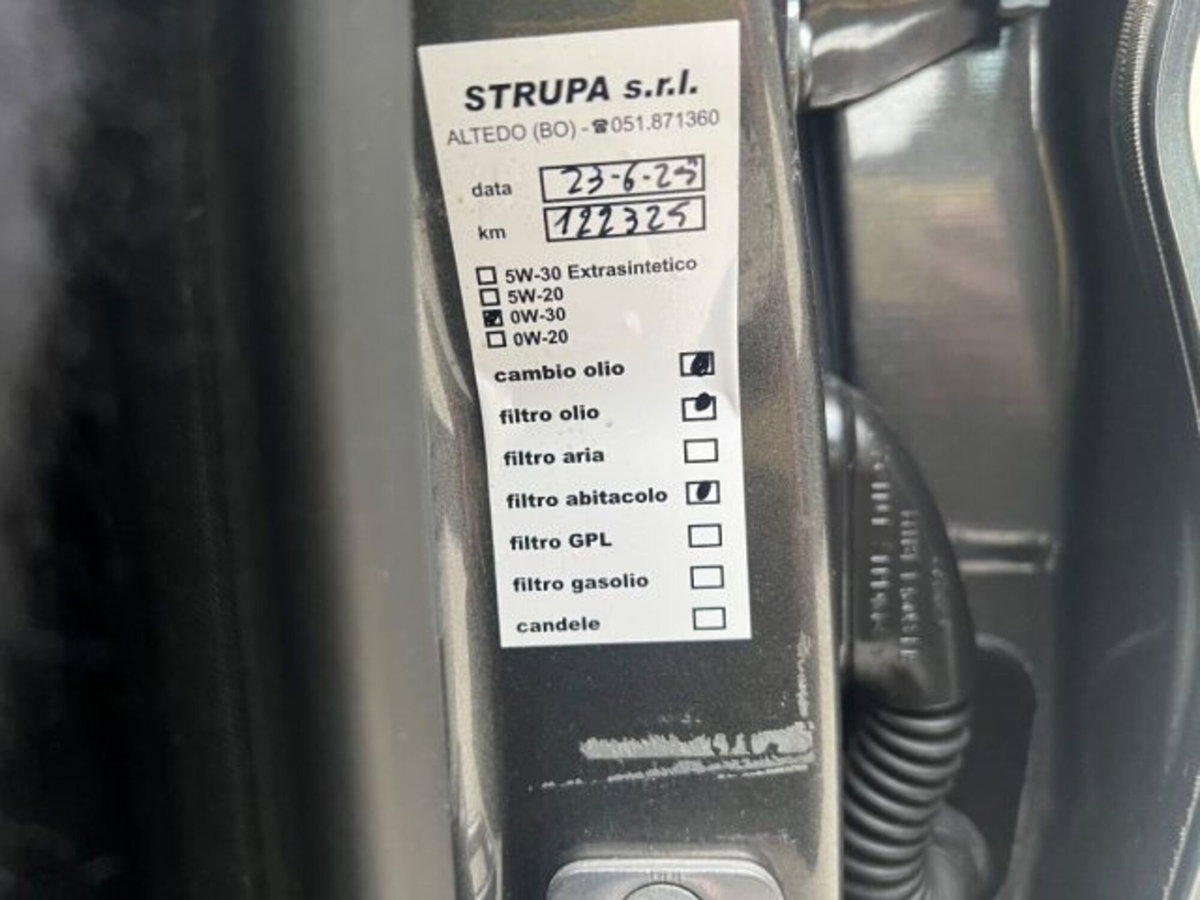 Ford Fiesta 1.5 TDCi 5 porte Vignale (16)