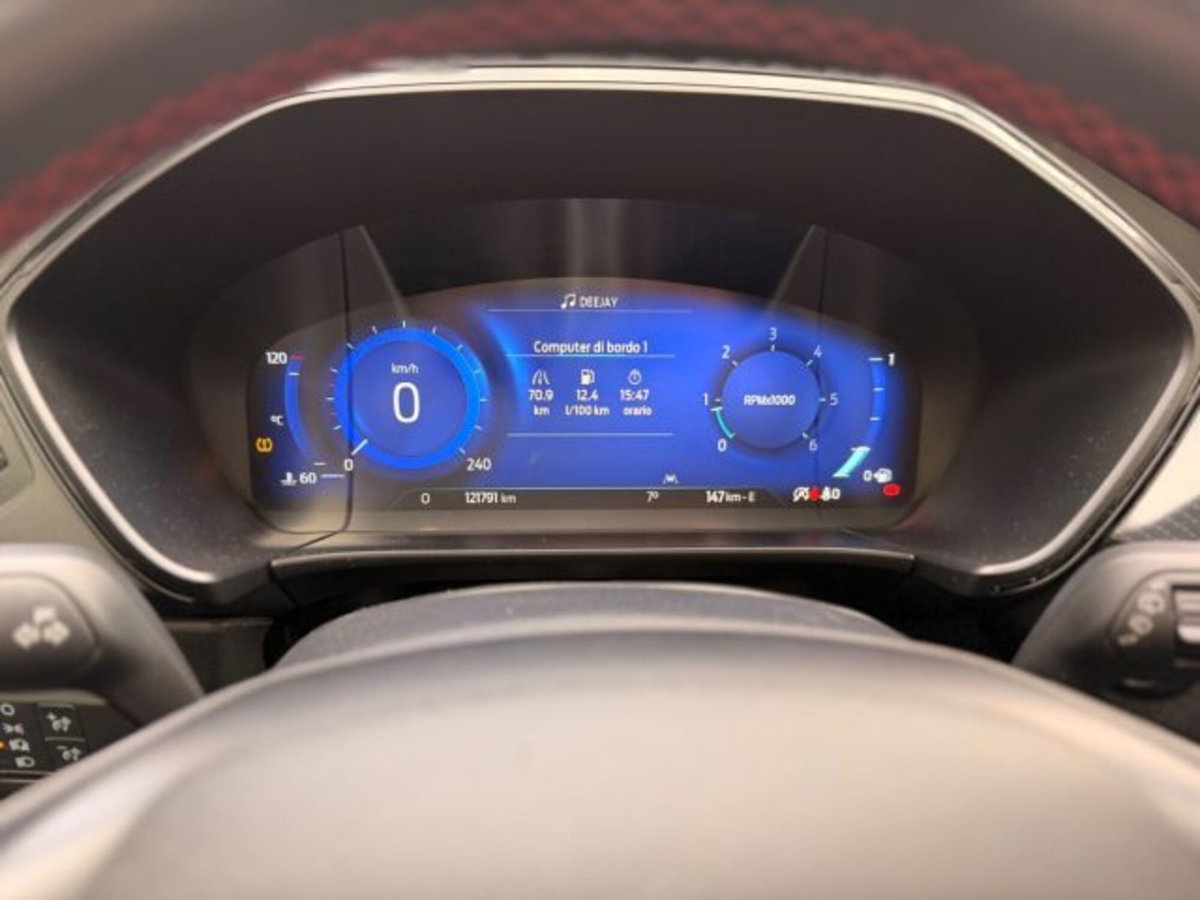 Ford Kuga 1.5 EcoBlue 120 CV 2WD ST-Line (18)