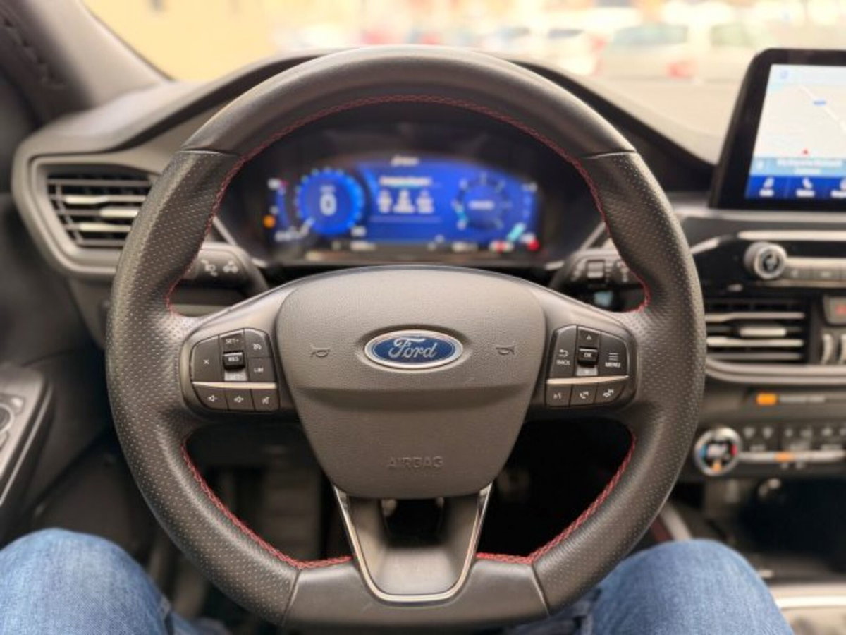 Ford Kuga 1.5 EcoBlue 120 CV 2WD ST-Line (19)