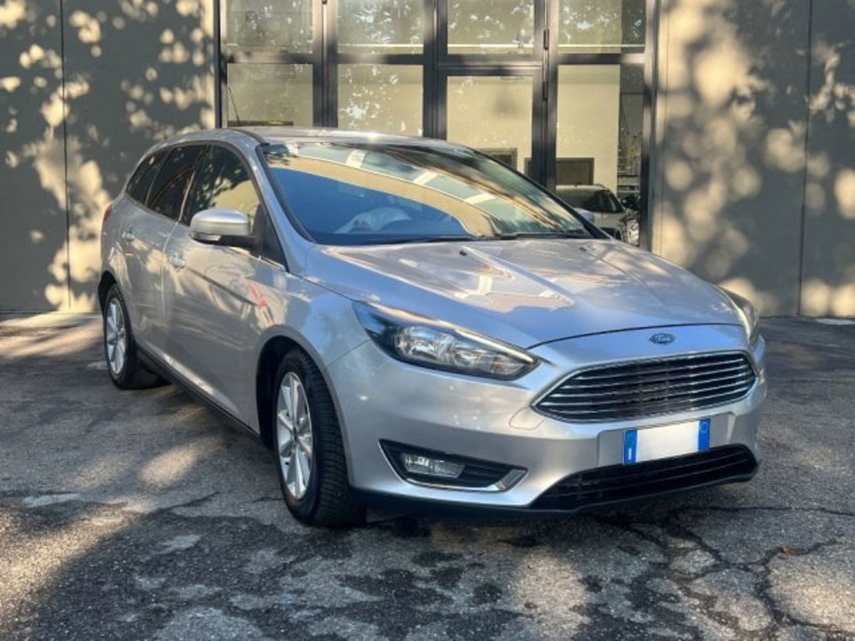 Ford Focus Station Wagon 1.5 TDCi 120 CV Start&Stop Powershift SW Titanium