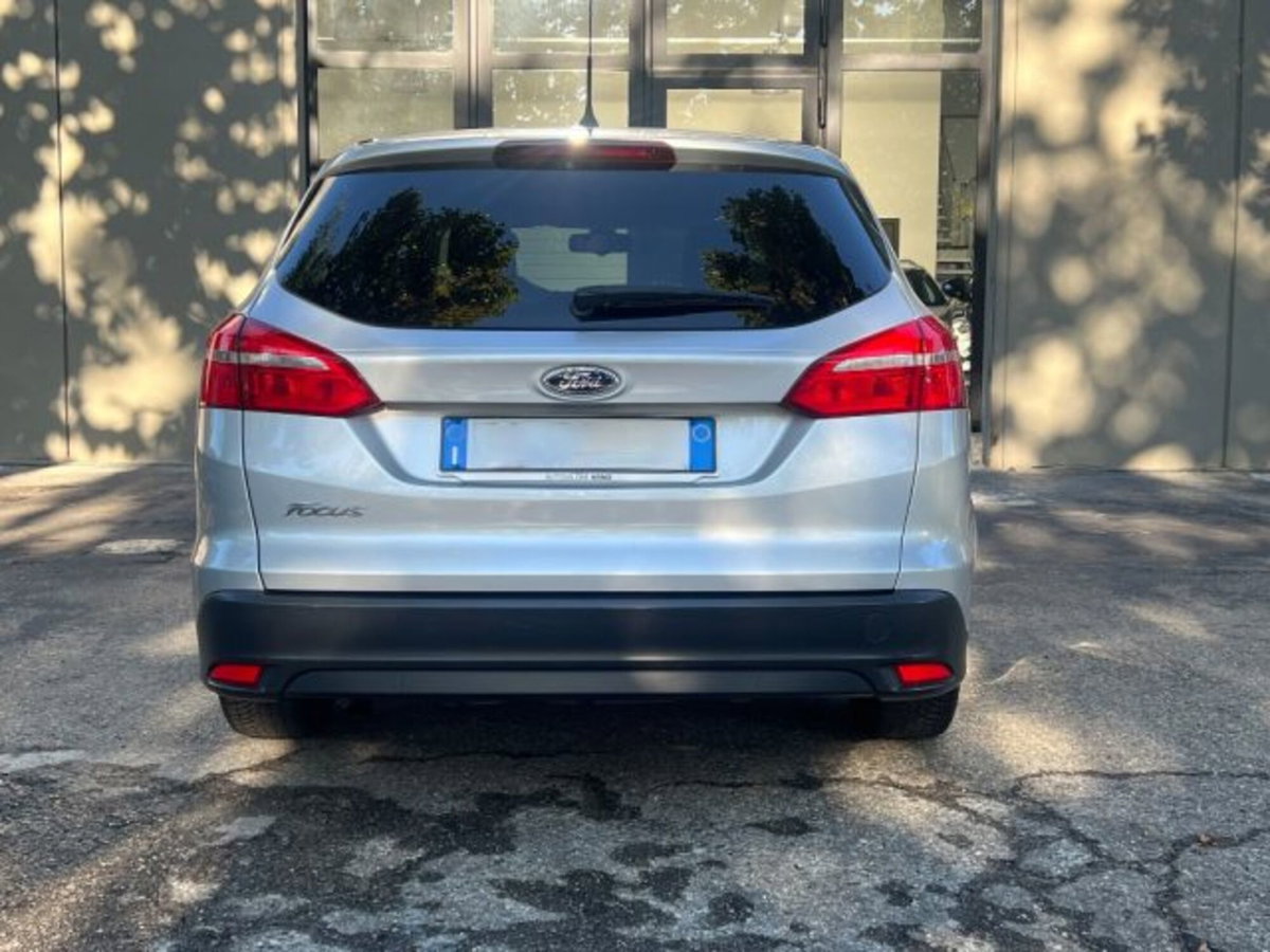 Ford Focus Station Wagon 1.5 TDCi 120 CV Start&Stop Powershift SW Titanium (6)