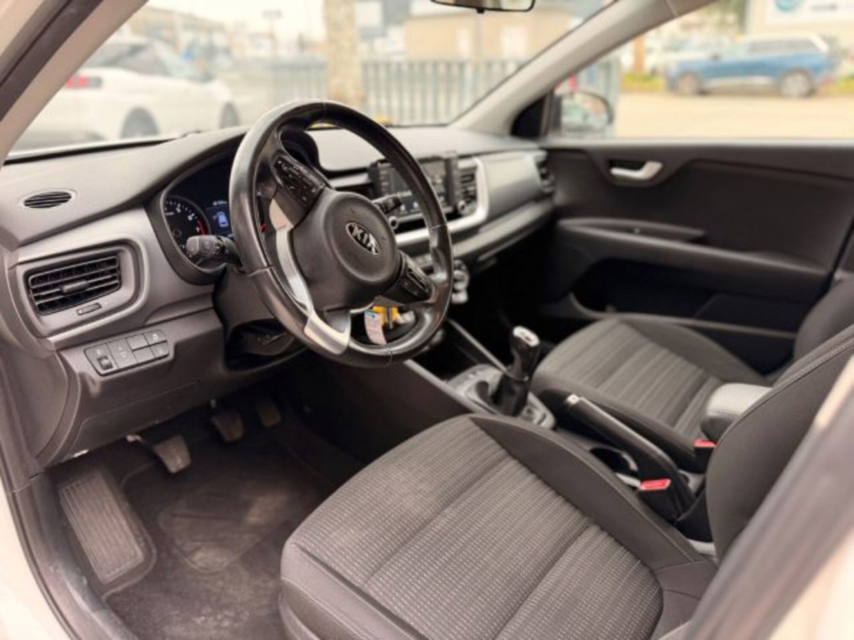Kia Stonic 1.0 T-GDi 120 CV Energy (10)
