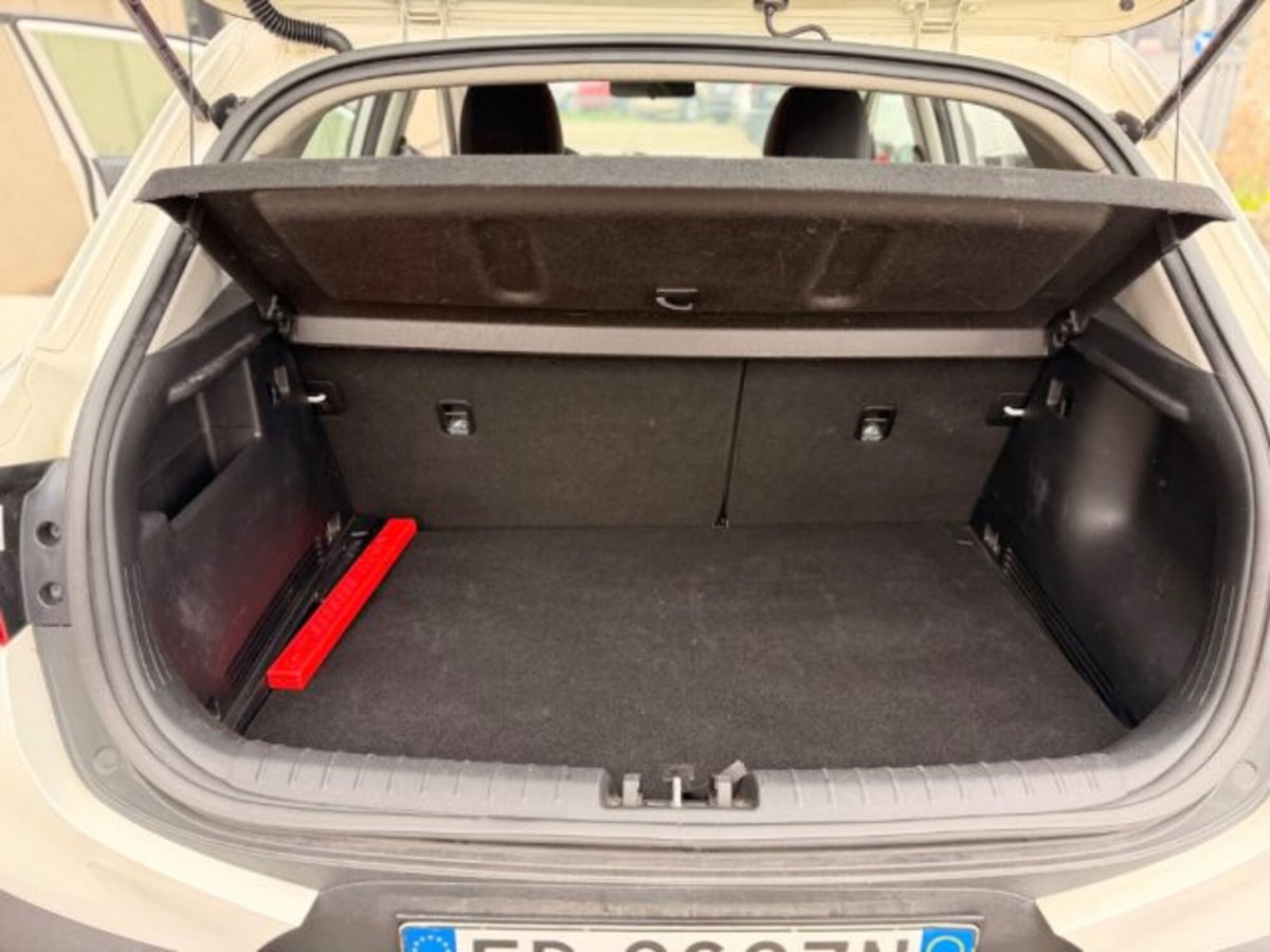 Kia Stonic 1.0 T-GDi 120 CV Energy (12)