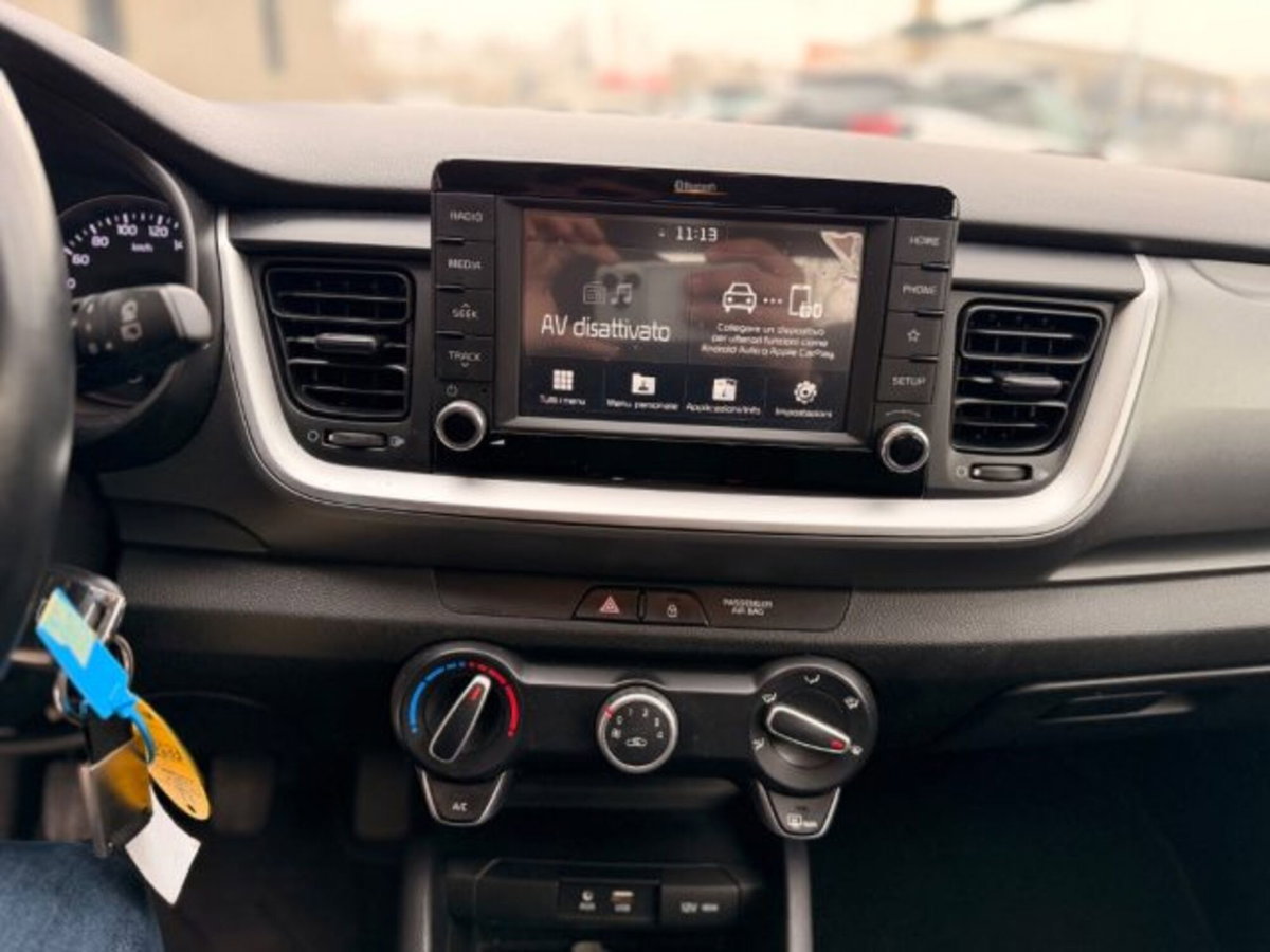 Kia Stonic 1.0 T-GDi 120 CV Energy (18)