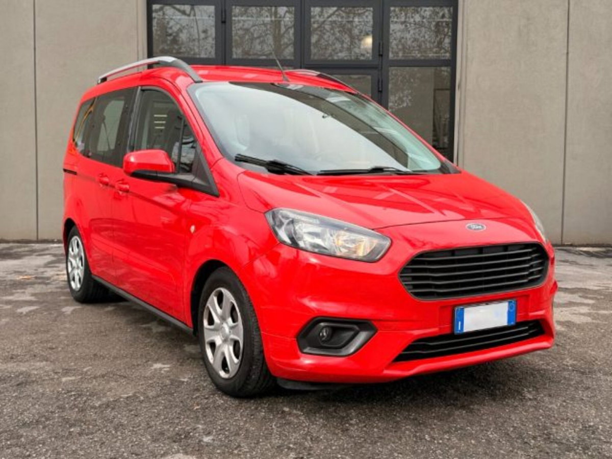 Ford Tourneo Courier 1.5 TDCI 75 CV Plus