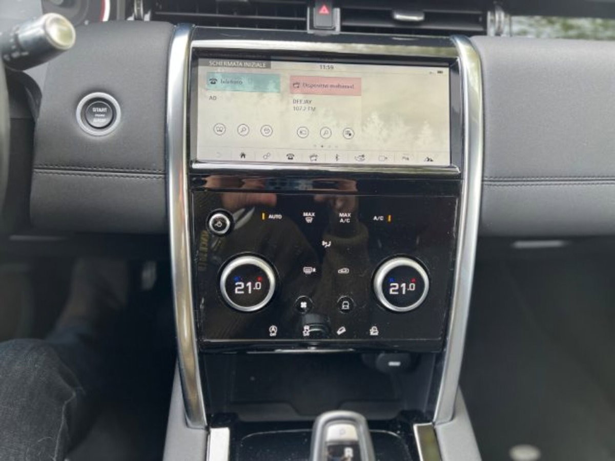 Land Rover Discovery Sport 2.0D I4-L.Flw 150 CV AWD Auto SE (15)